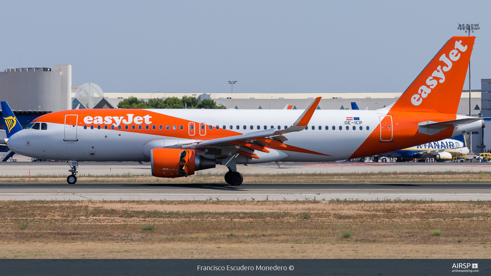 Easyjet  Airbus A320  OE-ICP