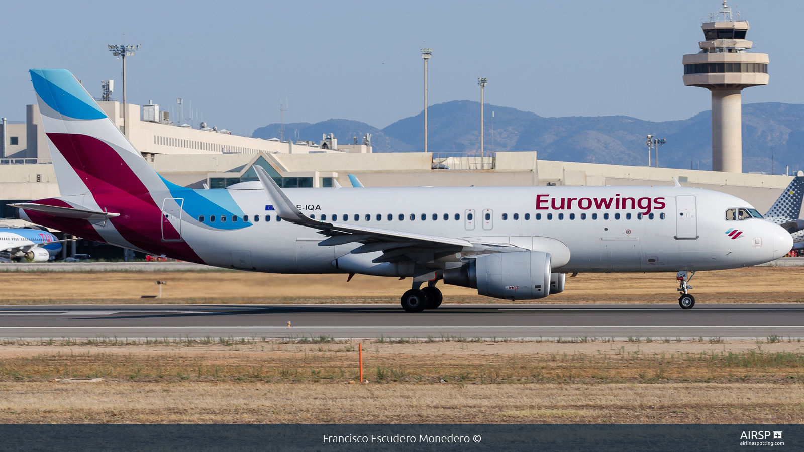 Eurowings  Airbus A320  OE-IQA