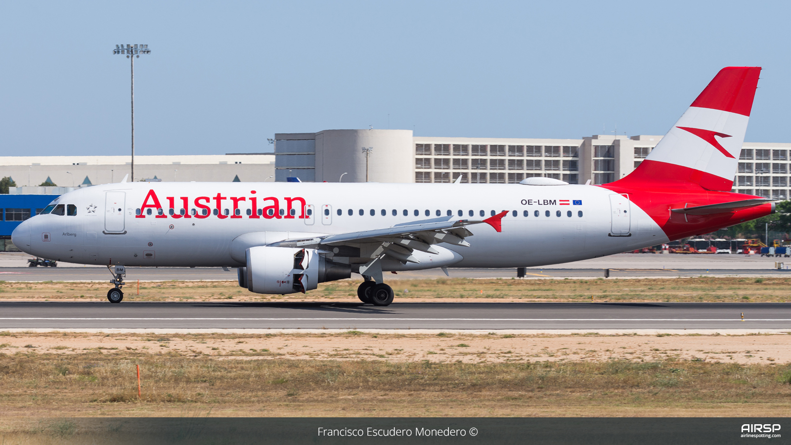 Austrian Airlines  Airbus A320  OE-LBM
