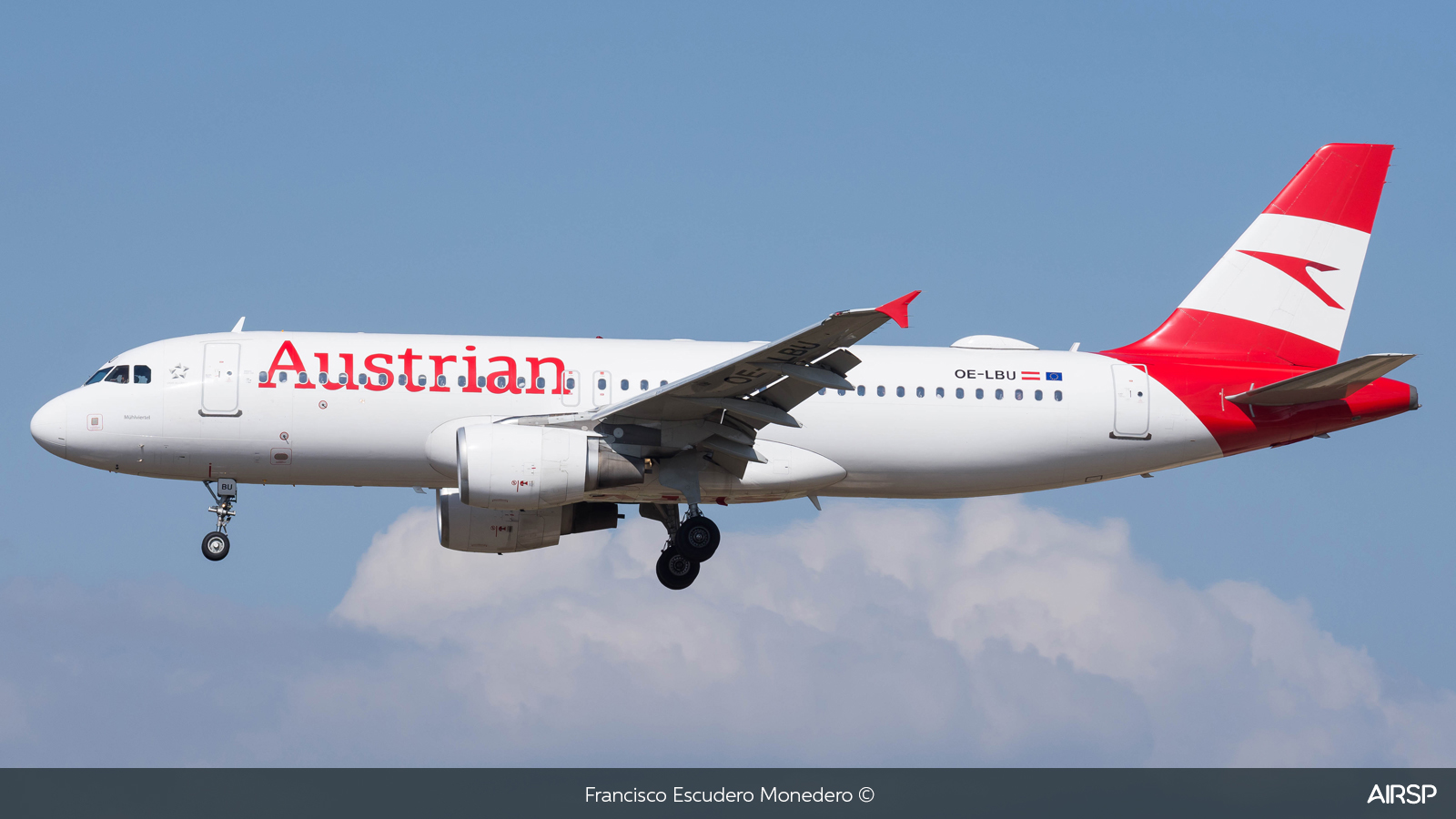 Austrian Airlines  Airbus A320  OE-LBU
