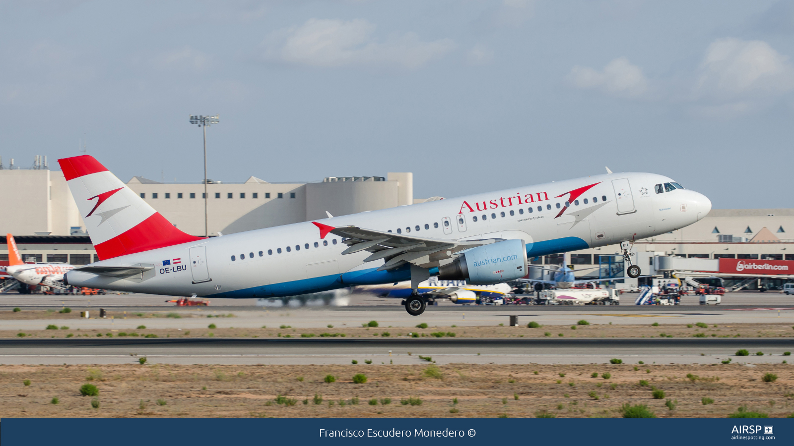 Austrian Airlines  Airbus A320  OE-LBU