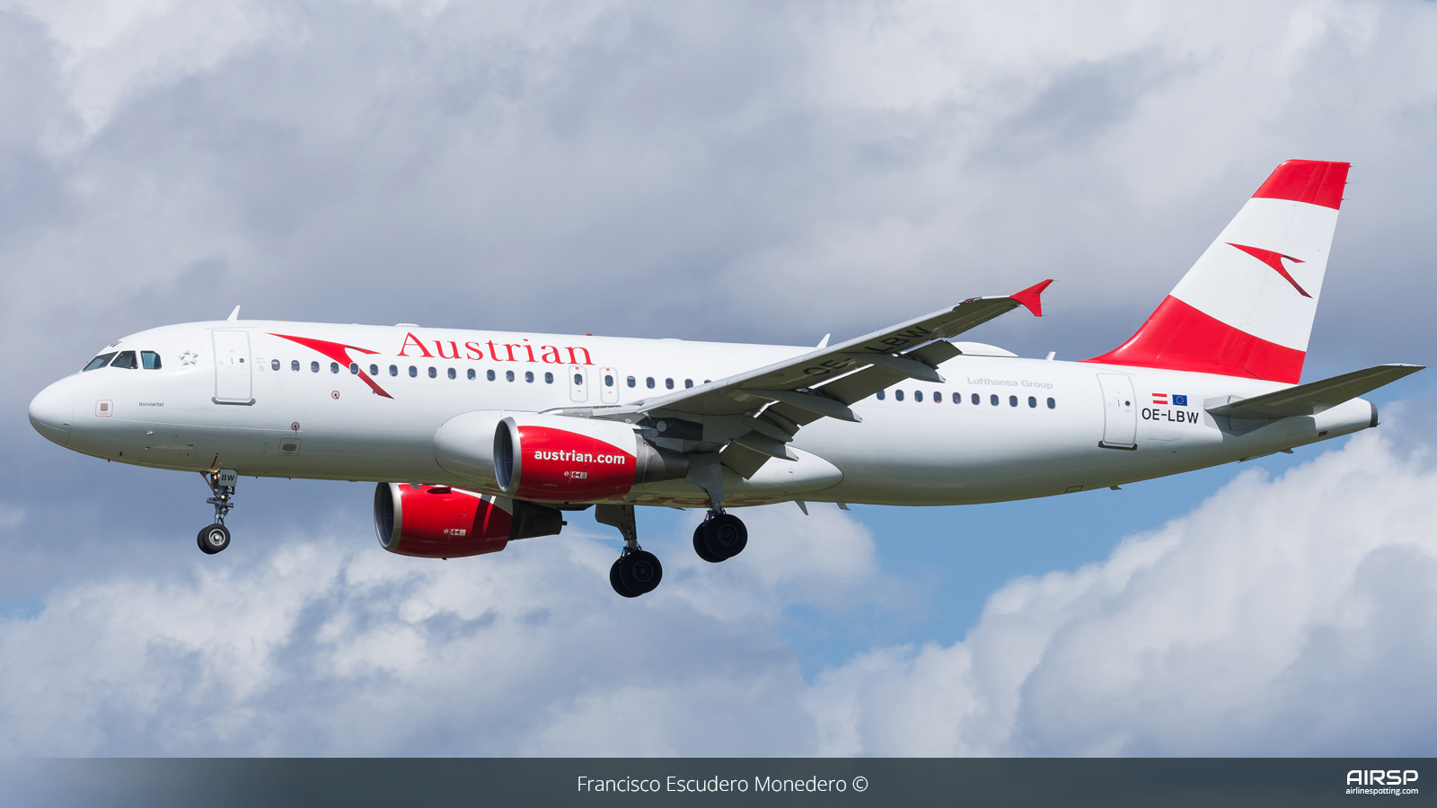 Austrian Airlines  Airbus A320  OE-LBW