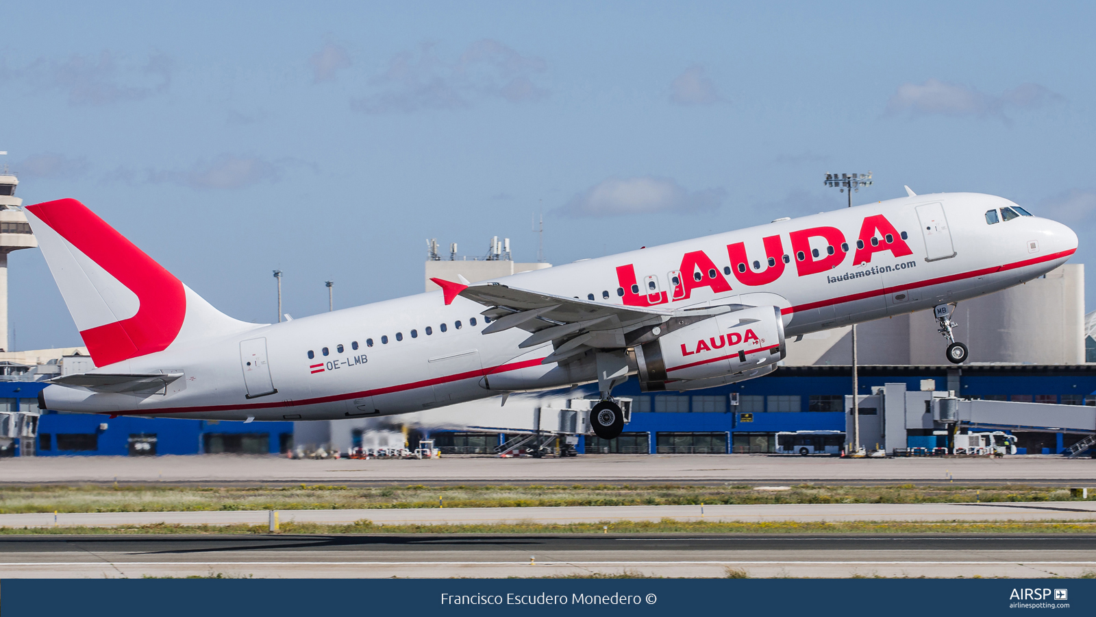 Laudamotion  Airbus A320  OE-LMB