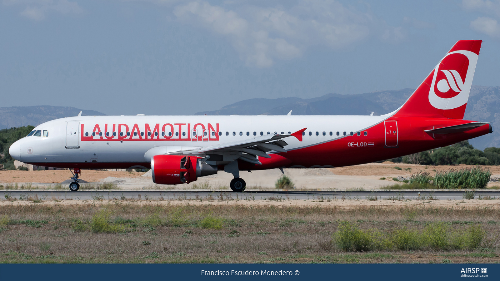 Laudamotion  Airbus A320  OE-LOD