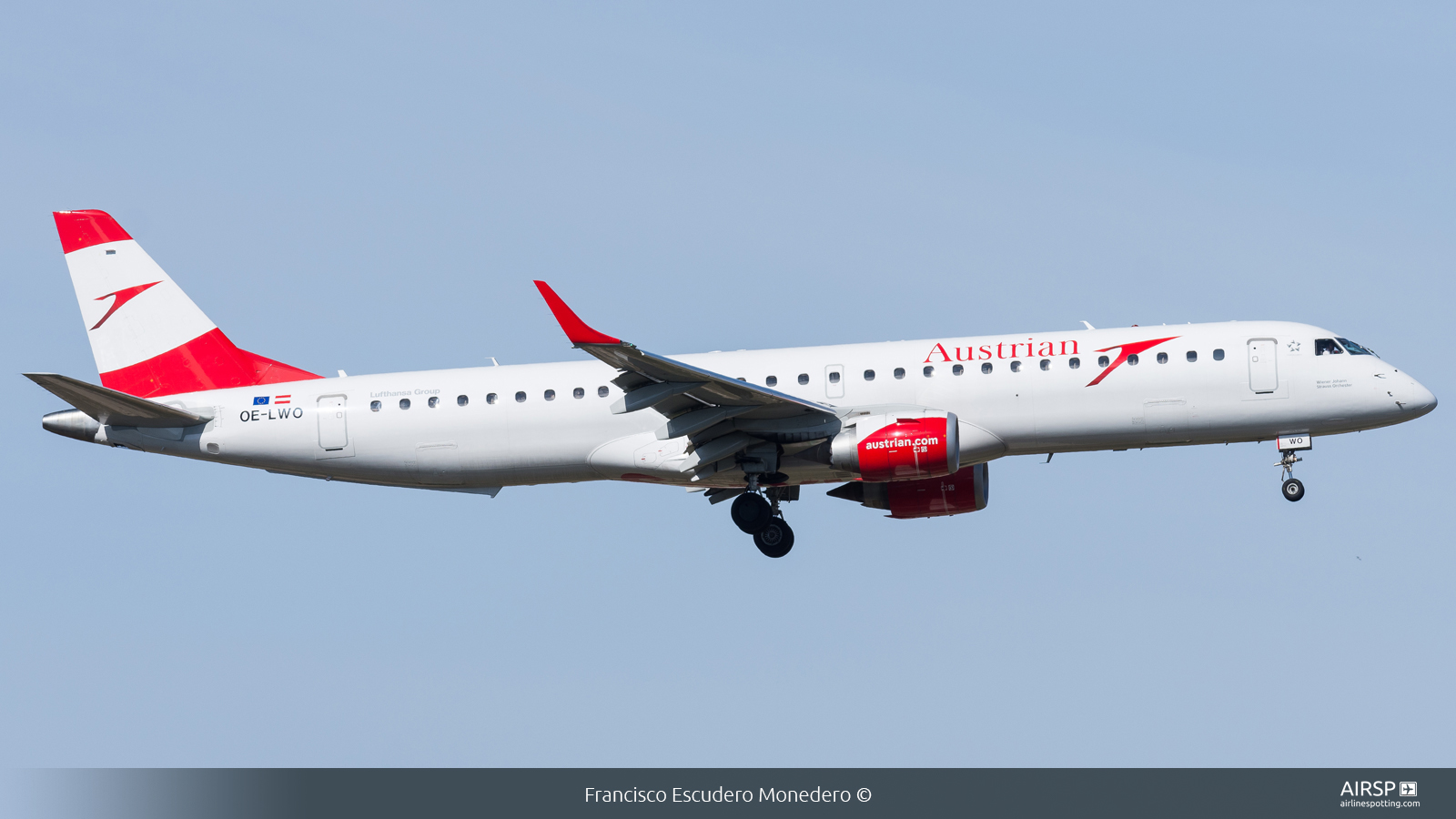 Austrian Airlines  Embraer E195  OE-LWO