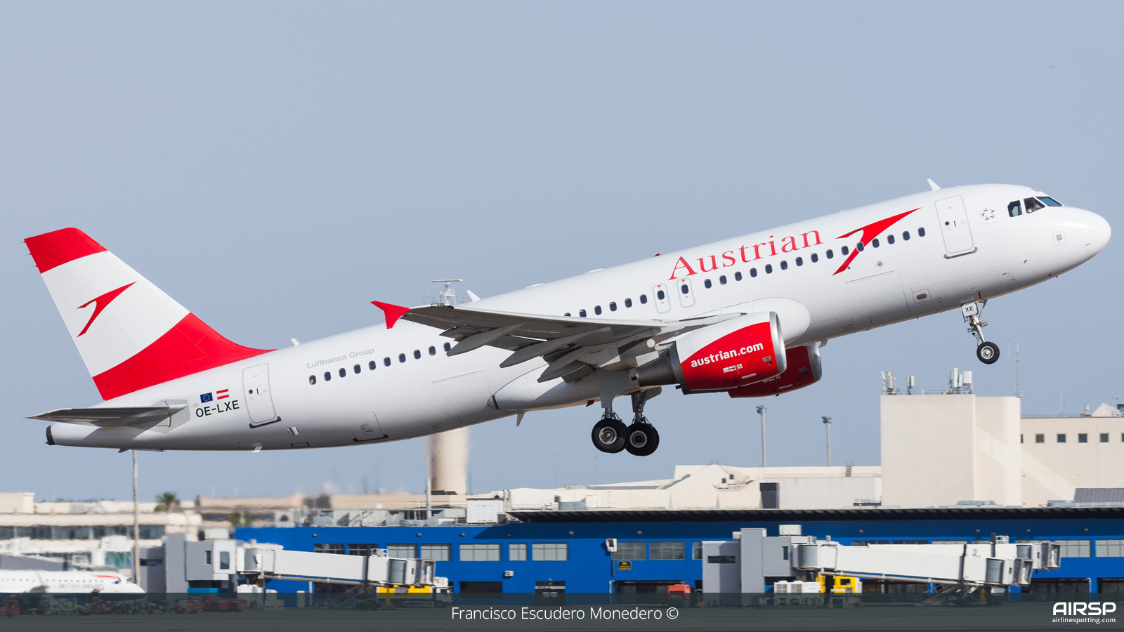 Austrian Airlines  Airbus A320  OE-LXE