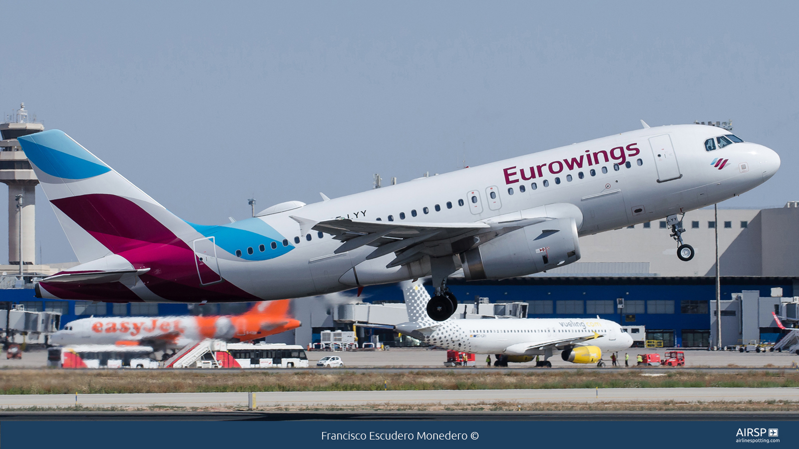 Eurowings  Airbus A319  OE-LYY