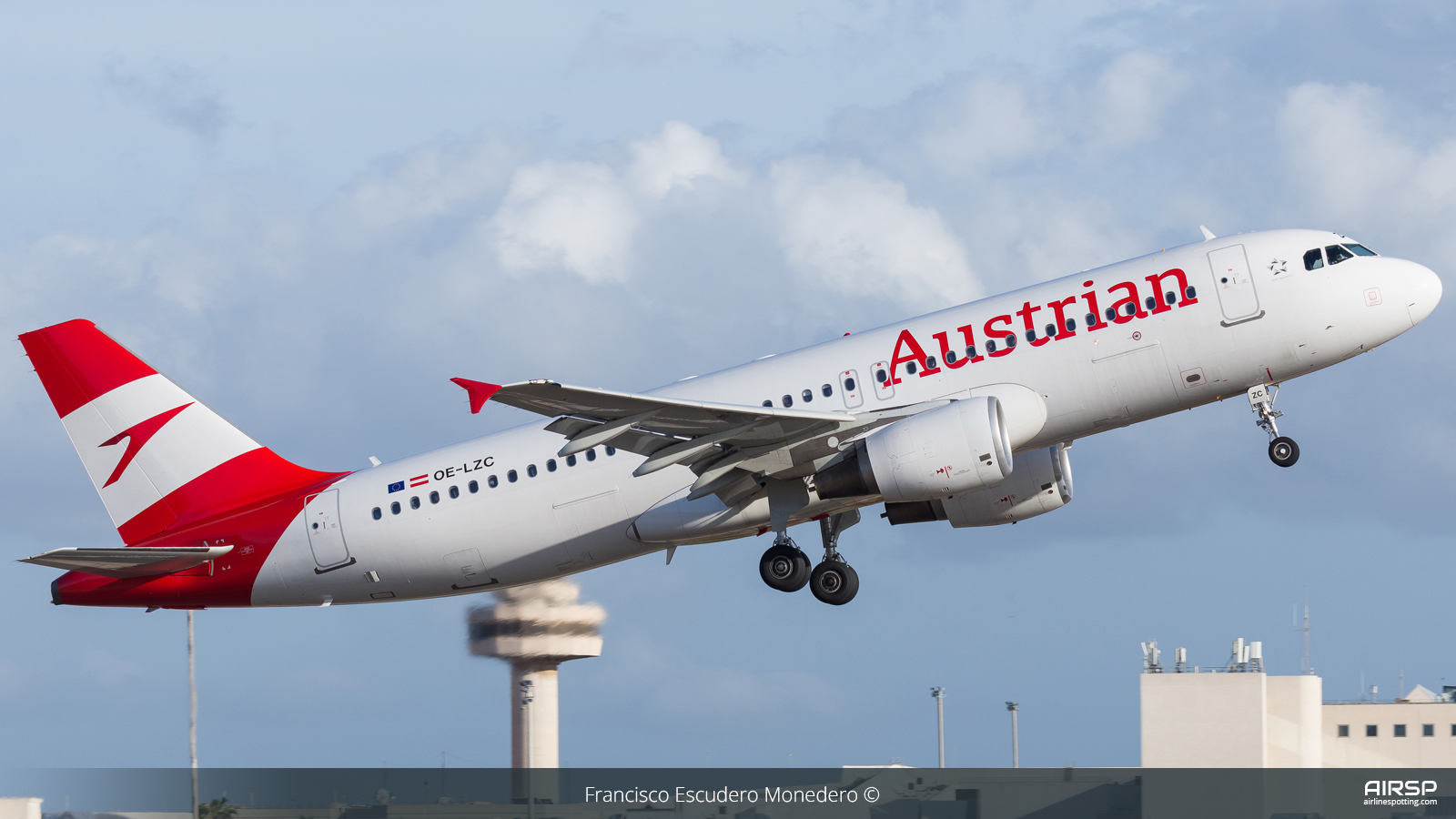 Austrian Airlines  Airbus A320  OE-LZC