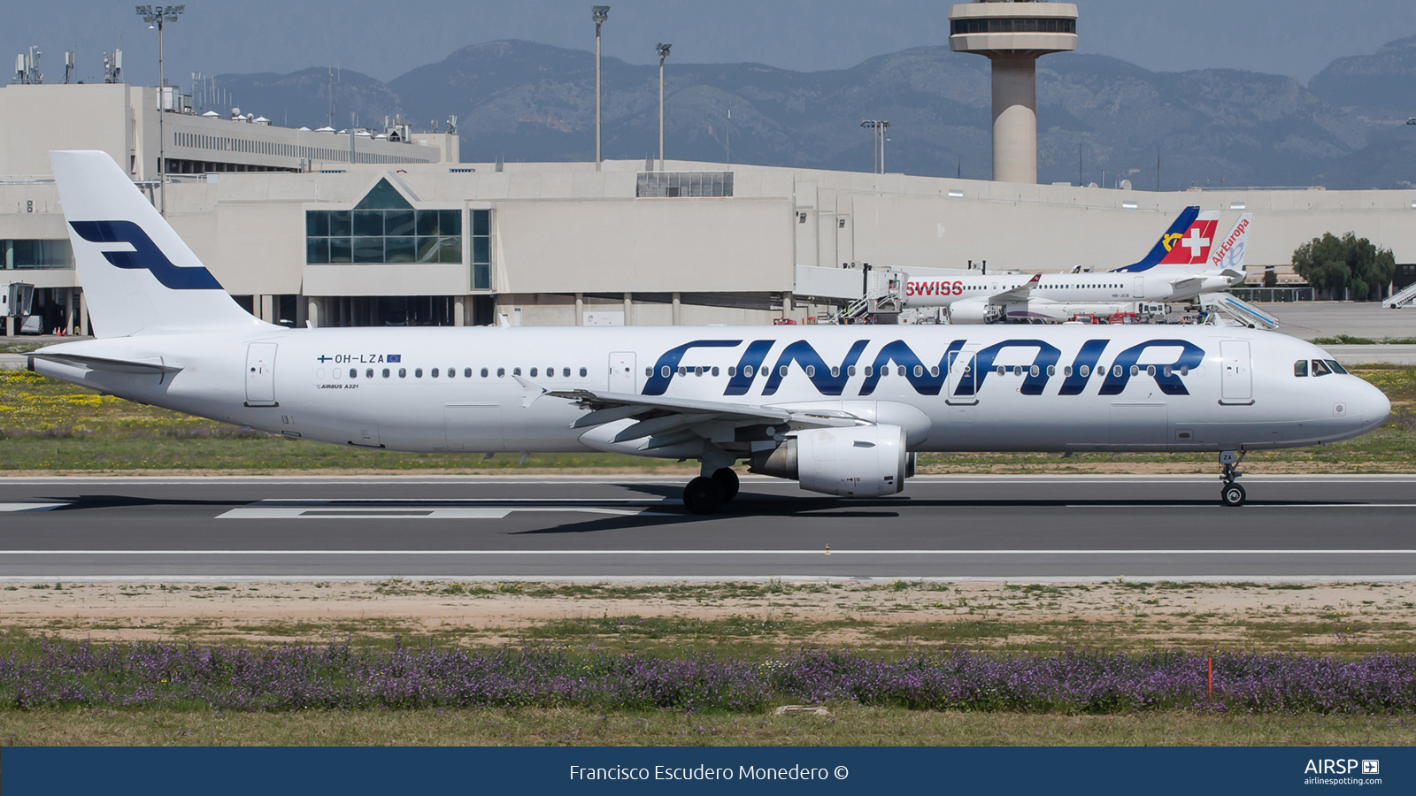 Finnair  Airbus A321  OH-LZA
