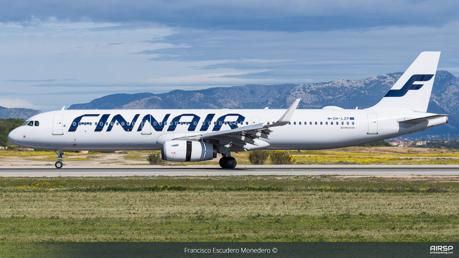 Finnair  Airbus A321  OH-LZP
