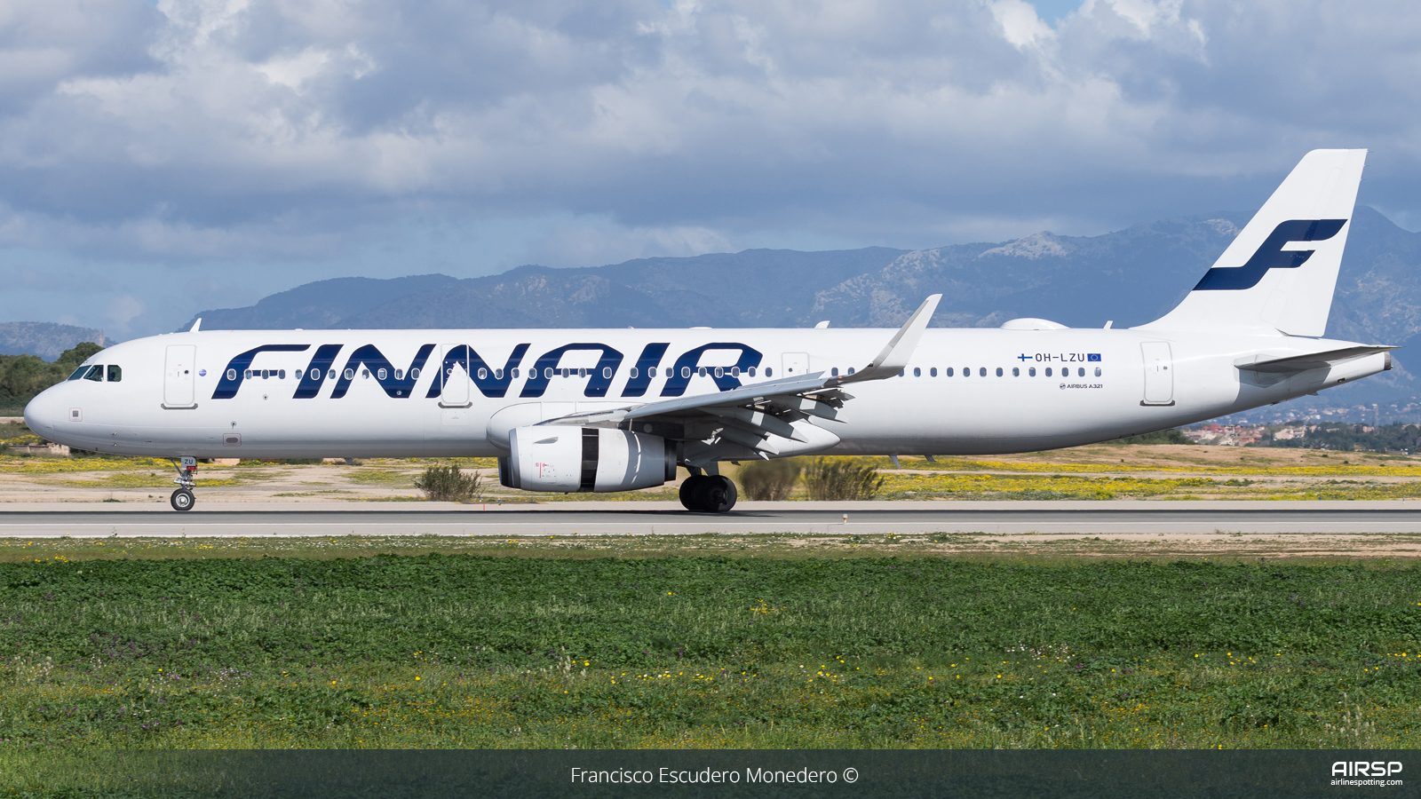 Finnair  Airbus A321  OH-LZU