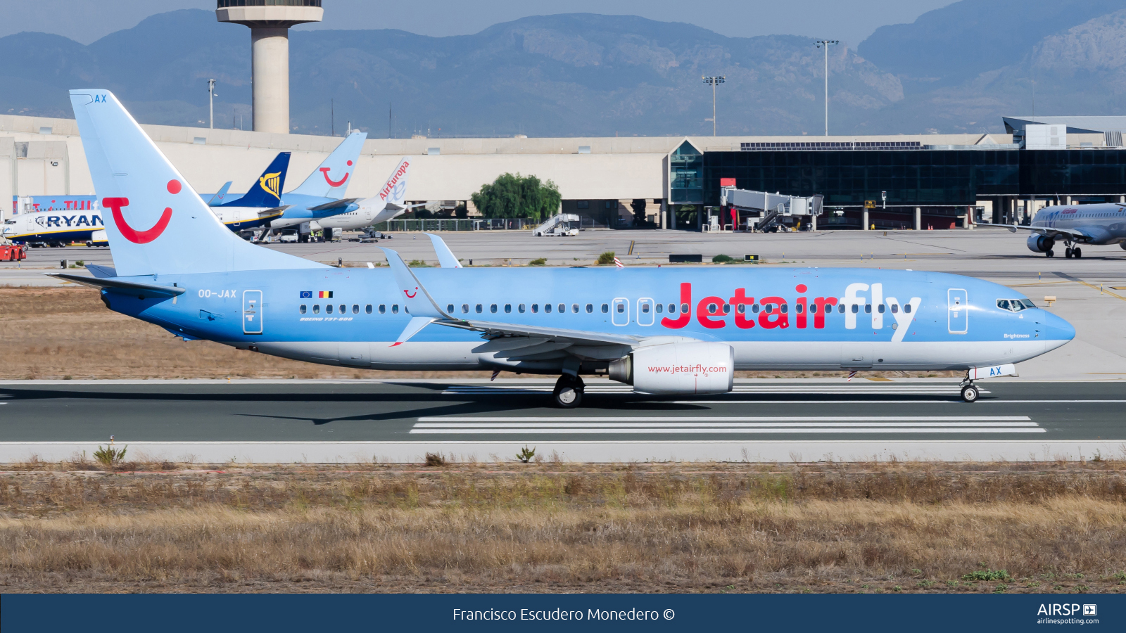 Jetairfly  Boeing 737-800  OO-JAX