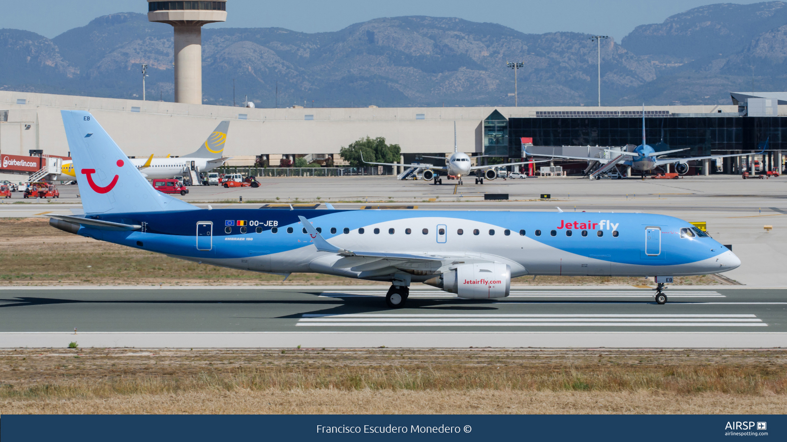 Jetairfly  Embraer E190  OO-JEB