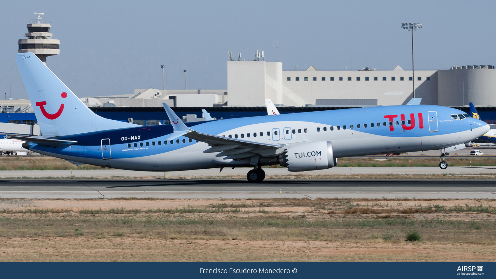 Tui Airways  Boeing 737 Max 8  OO-MAX