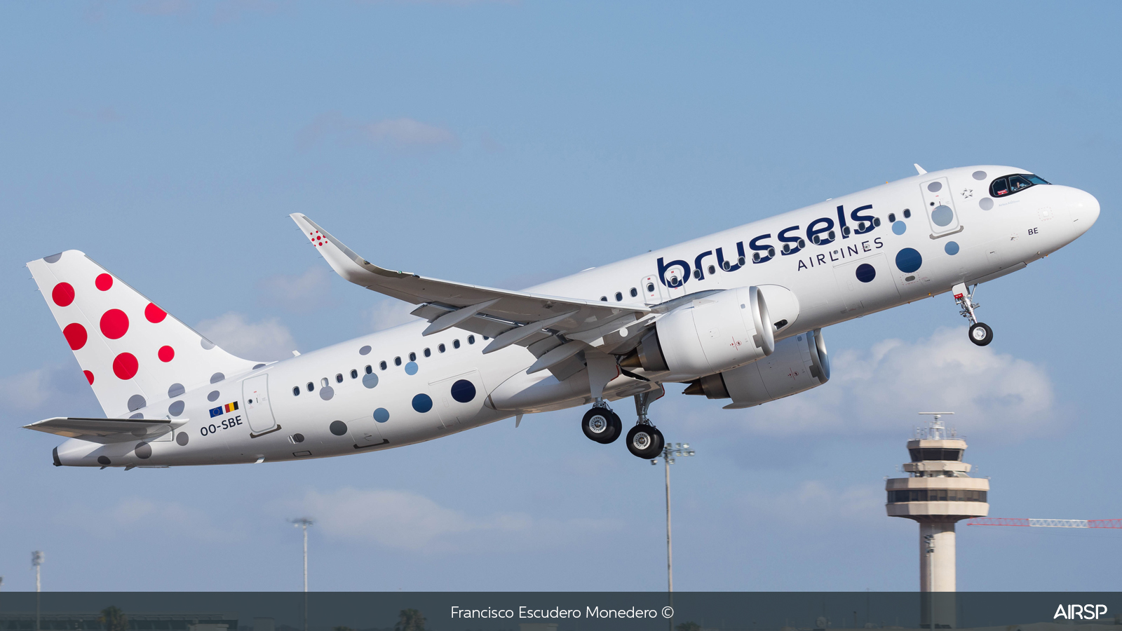 Brussels Airlines  Airbus A320neo  OO-SBE