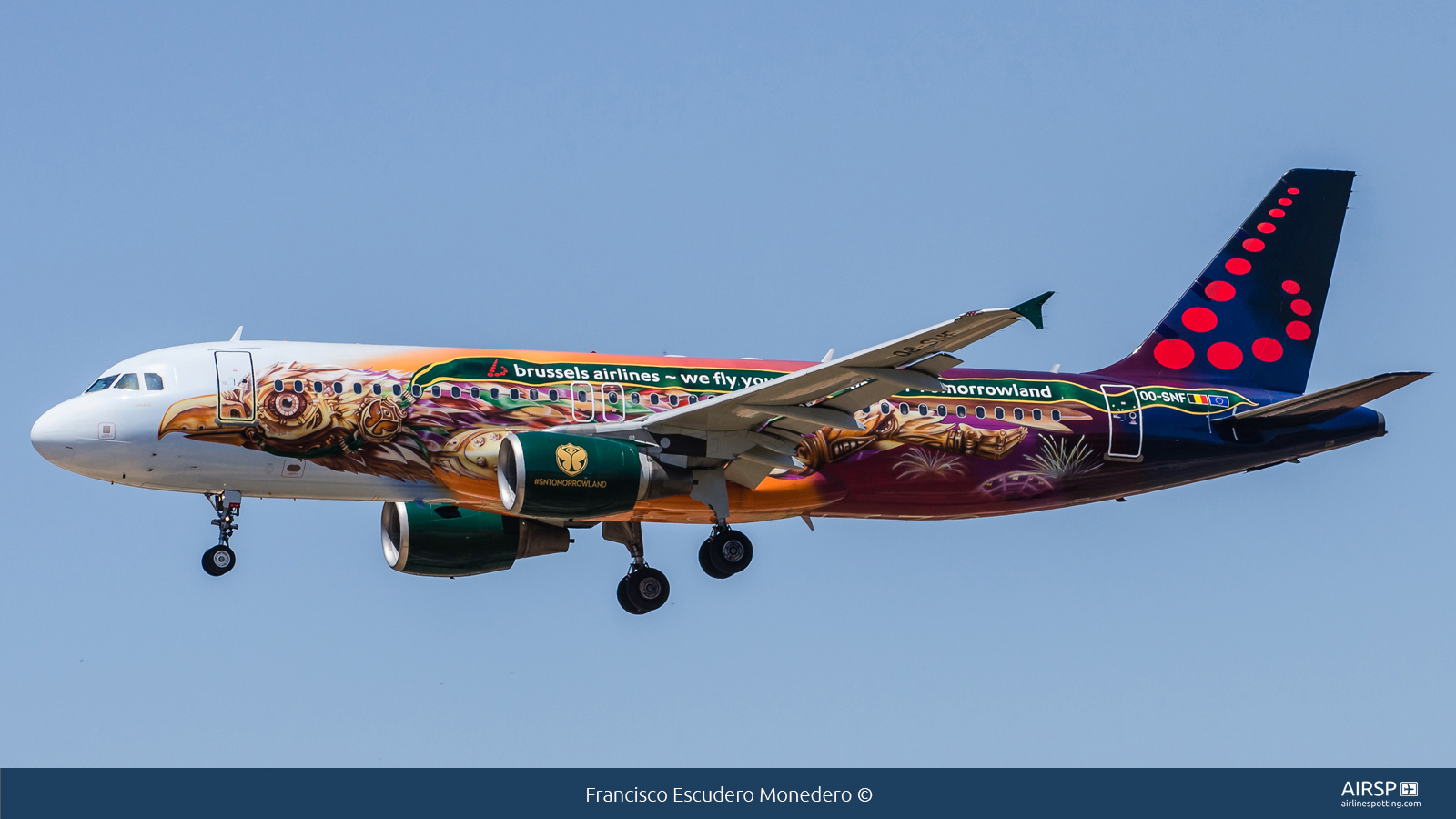 Brussels Airlines  Airbus A320  OO-SNF