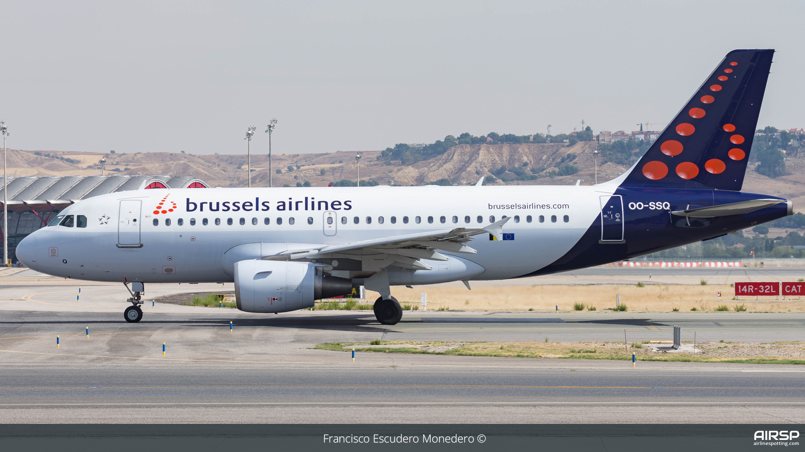 Brussels Airlines  Airbus A319  OO-SSQ