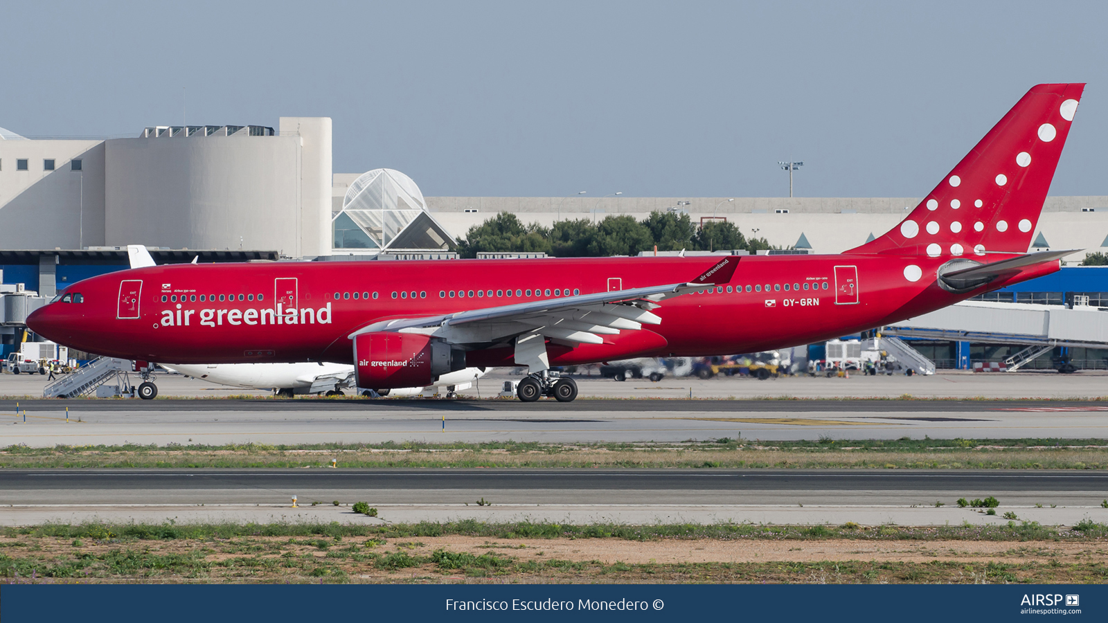 Air Greenland  Airbus A330-200  OY-GRN