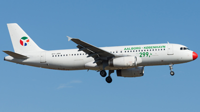 DAT Danish Air Transport Airbus A320