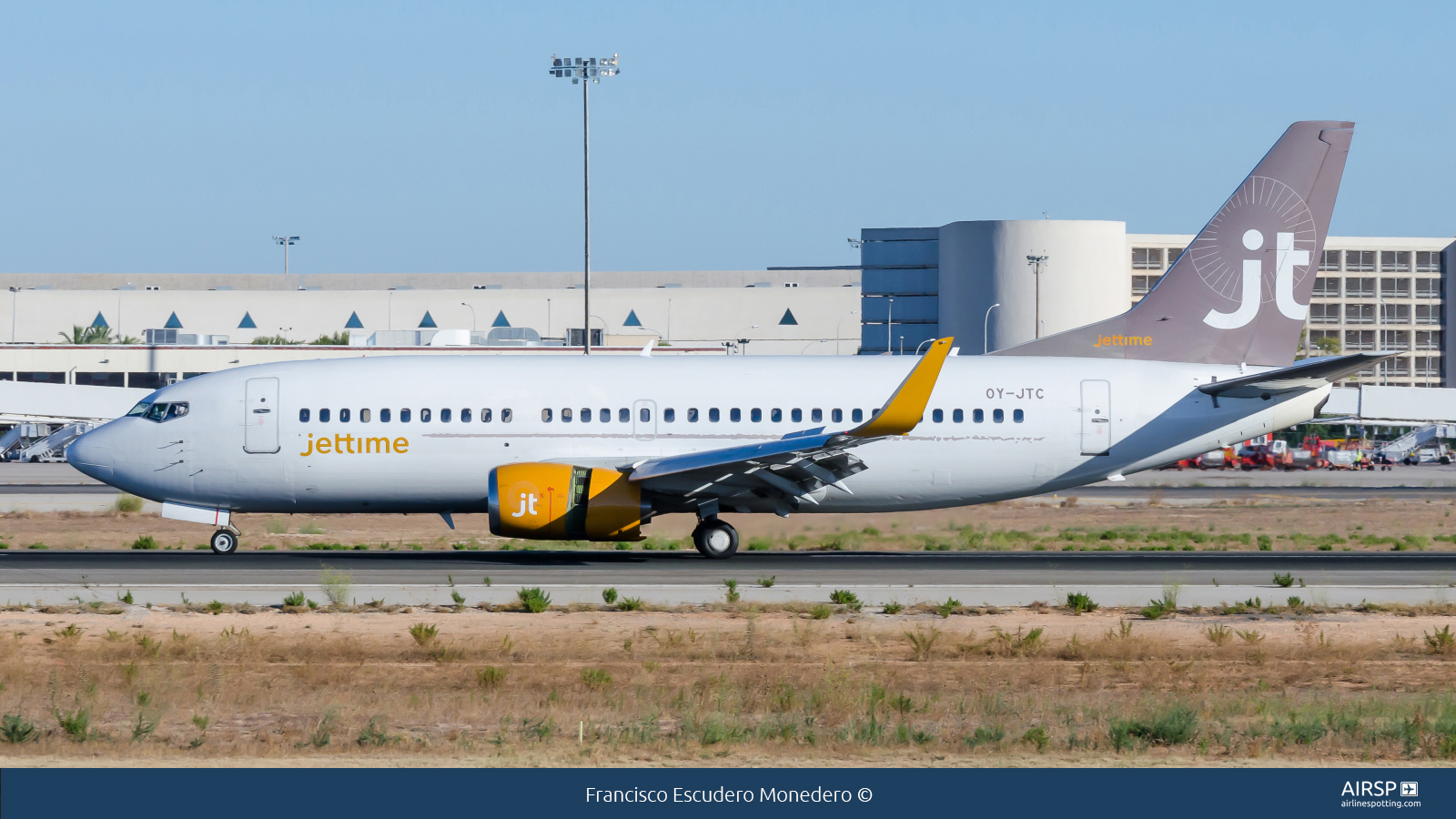 Jettime  Boeing 737-300  OY-JTC
