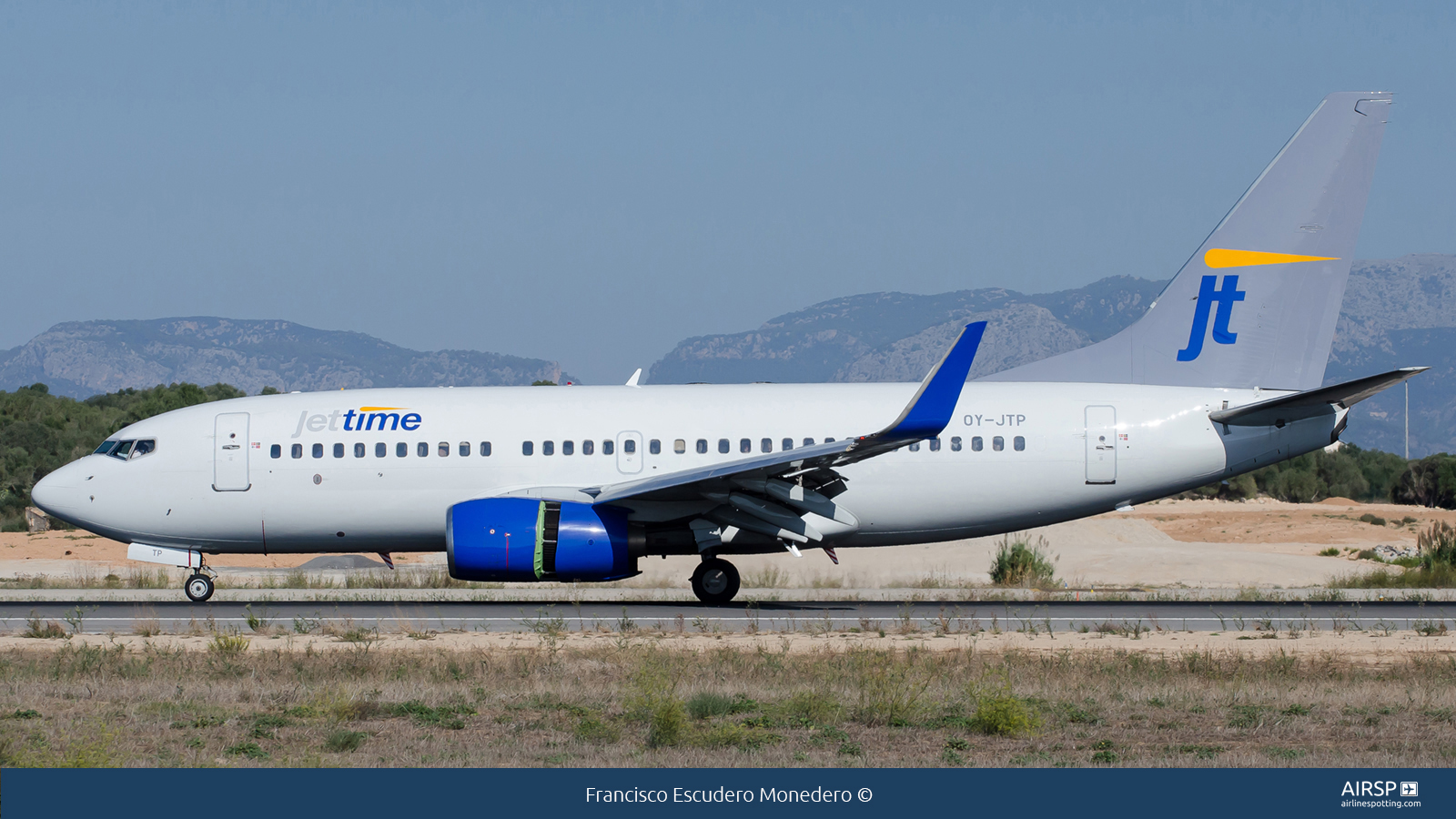 Jet Time  Boeing 737-700  OY-JTP