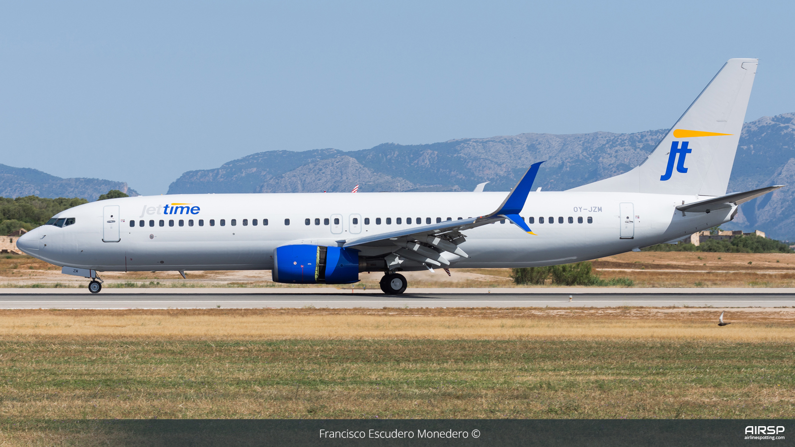Jettime  Boeing 737-800  OY-JZM