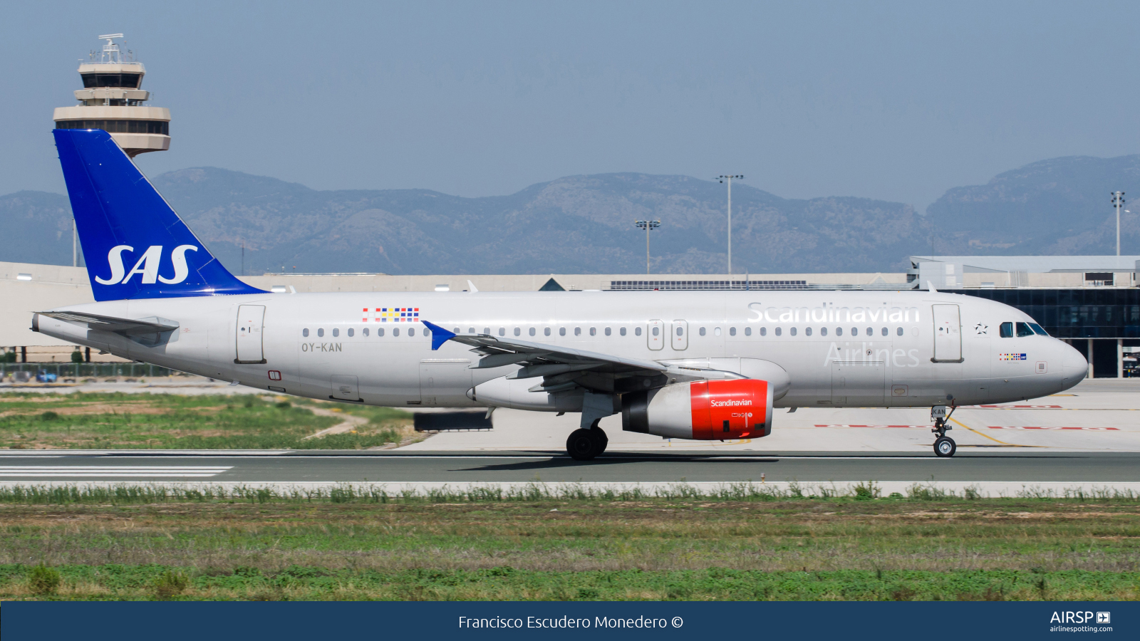 SAS Scandinavian Airlines  Airbus A320  OY-KAN