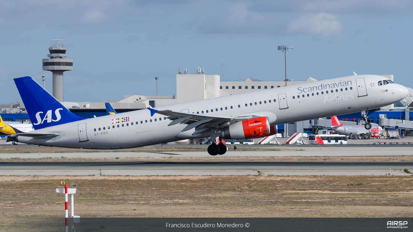 SAS Scandinavian Airlines  Airbus A321  OY-KBH