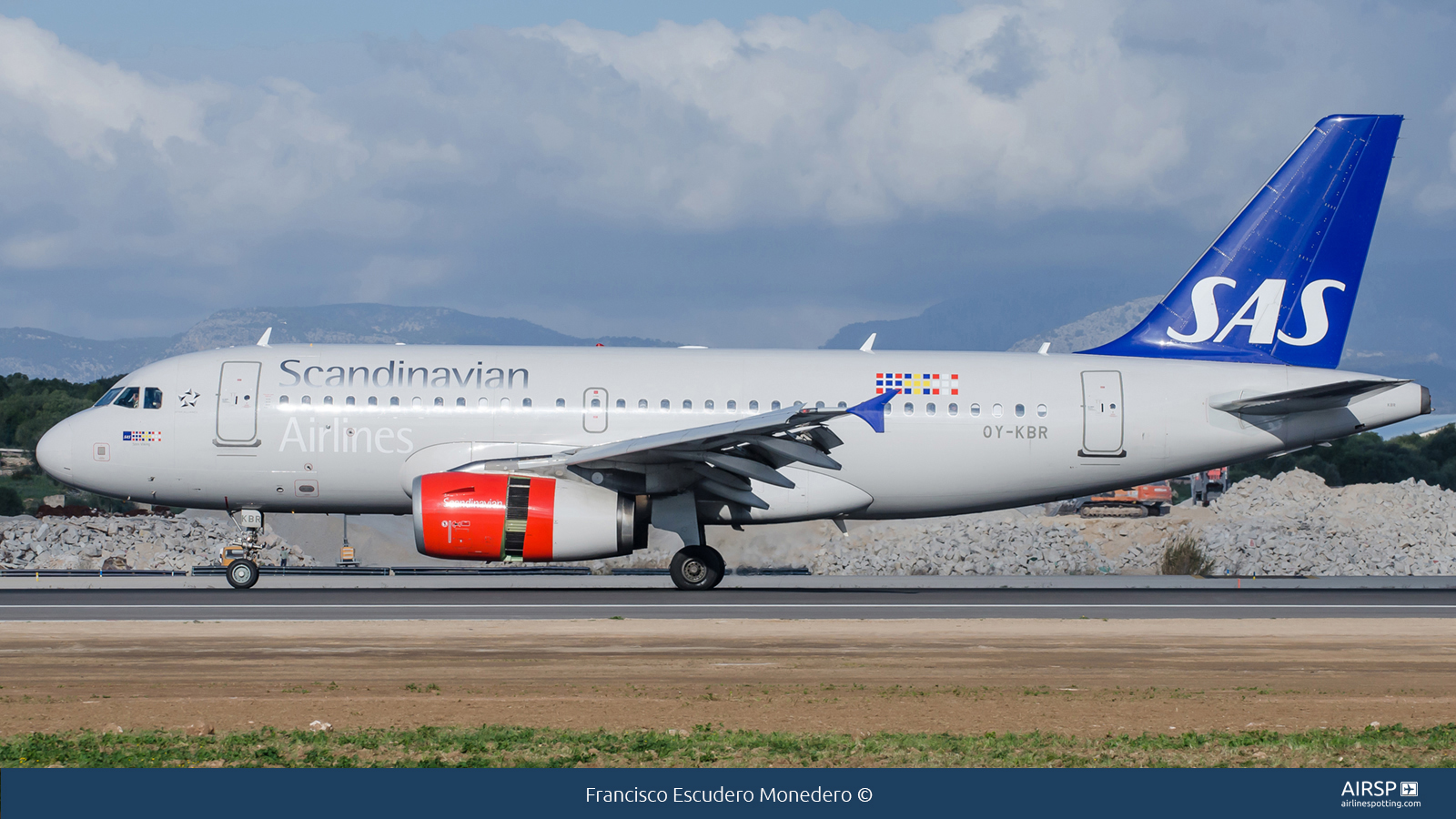 SAS Scandinavian Airlines  Airbus A319  OY-KBR