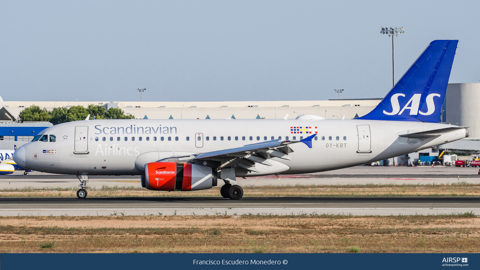 SAS Scandinavian Airlines  Airbus A319  OY-KBT