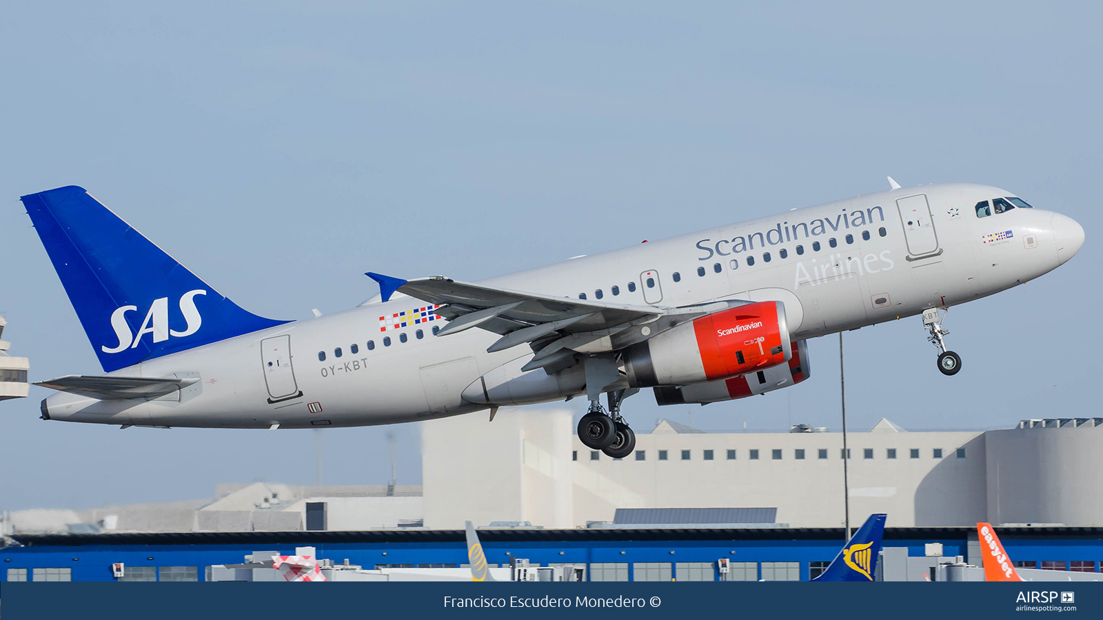 SAS Scandinavian Airlines  Airbus A319  OY-KBT