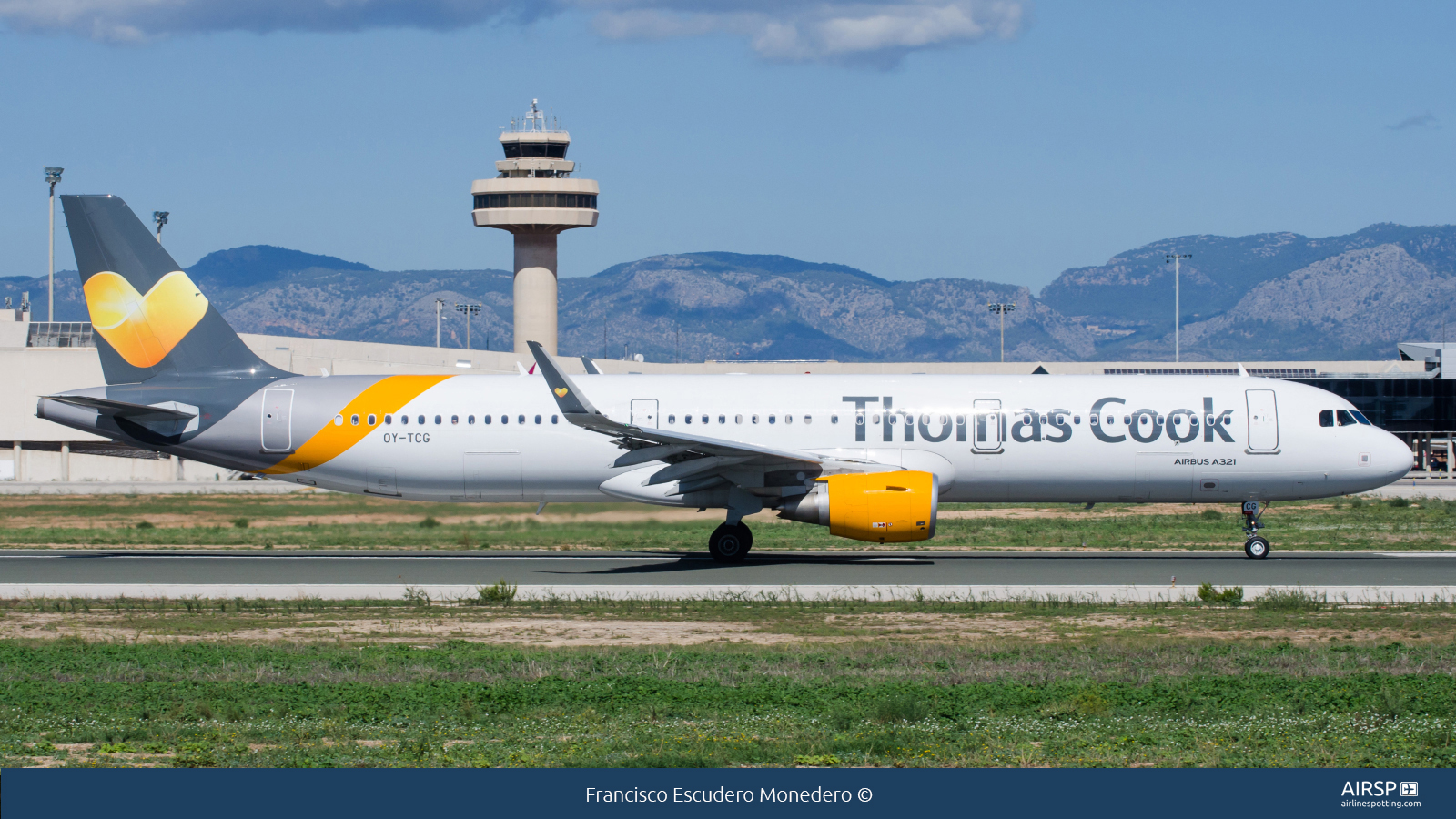 Thomas Cook Airlines  Airbus A321  OY-TCG