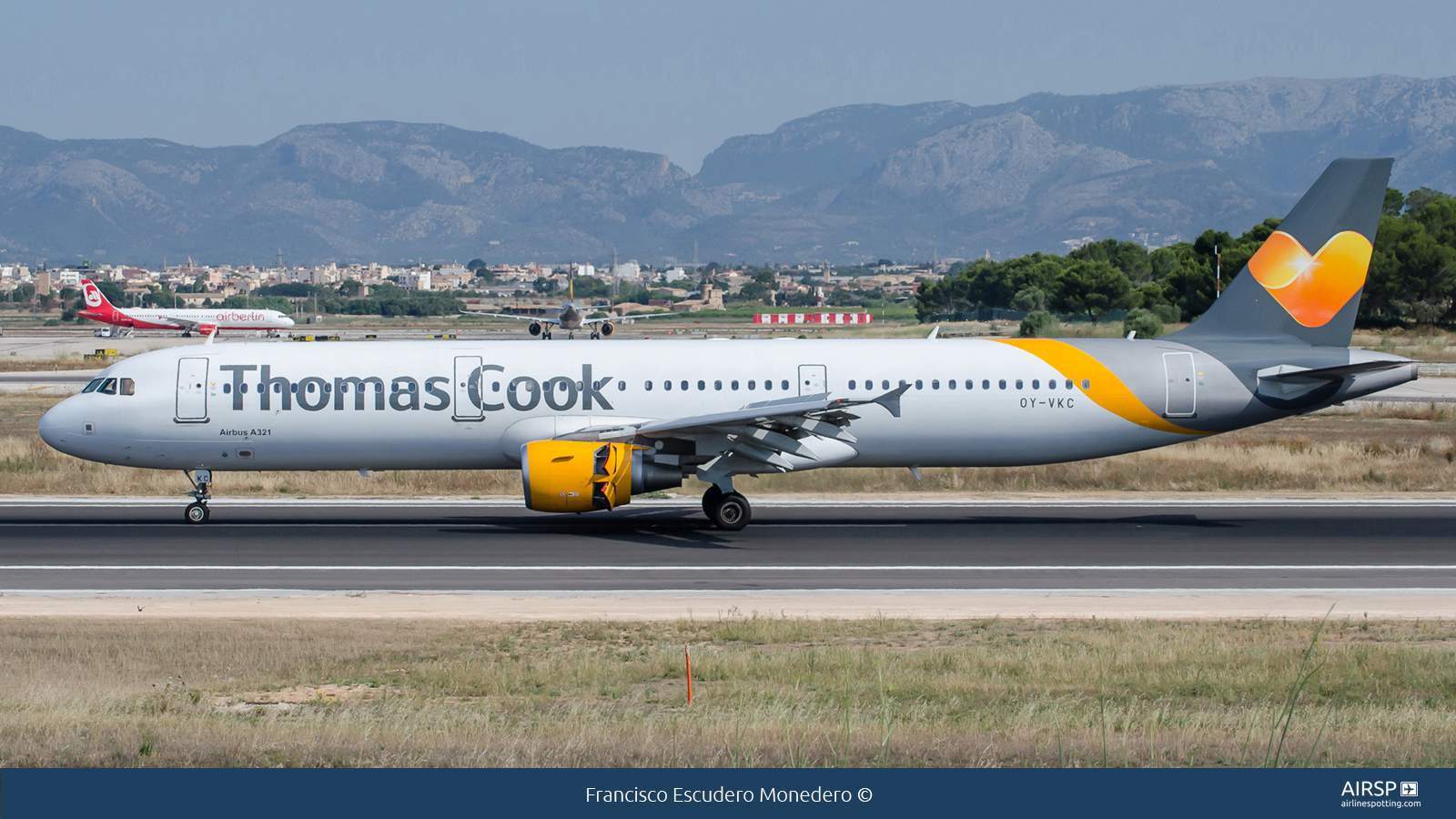 Thomas Cook Airlines  Airbus A321  OY-VKC