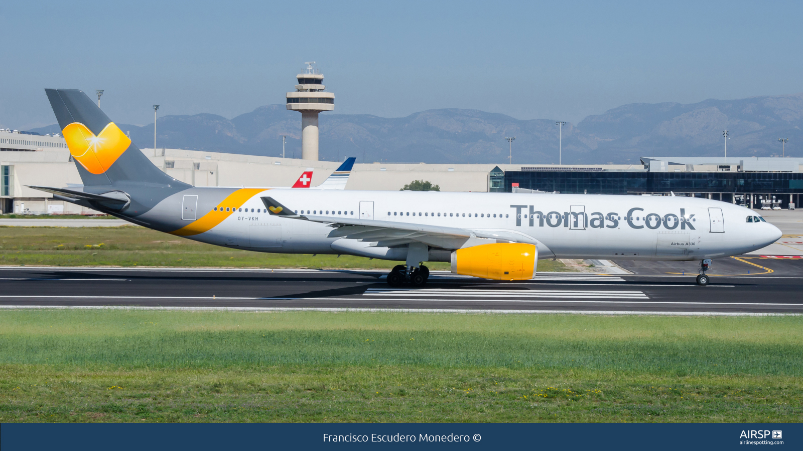 Thomas Cook Airlines  Airbus A330-300  OY-VKH