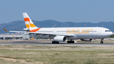 Sunclass Airlines Airbus A330-300