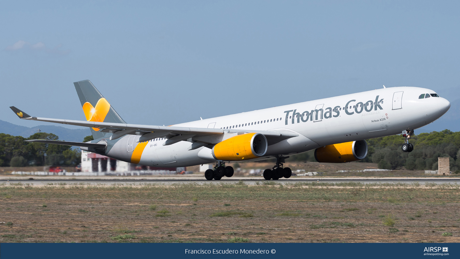 Thomas Cook Airlines  Airbus A330-300  OY-VKI