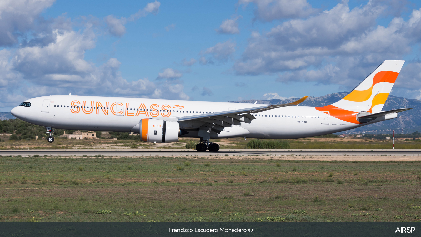 Sunclass Airlines  Airbus A330-900neo  OY-VKO