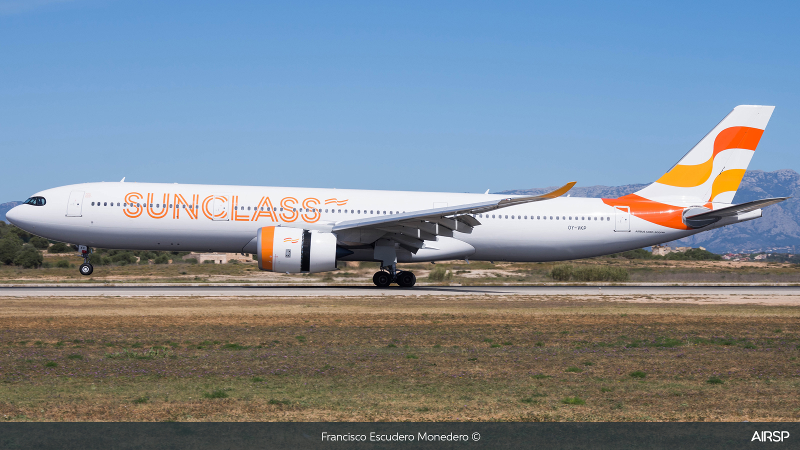 Sunclass Airlines  Airbus A330-900neo  OY-VKP