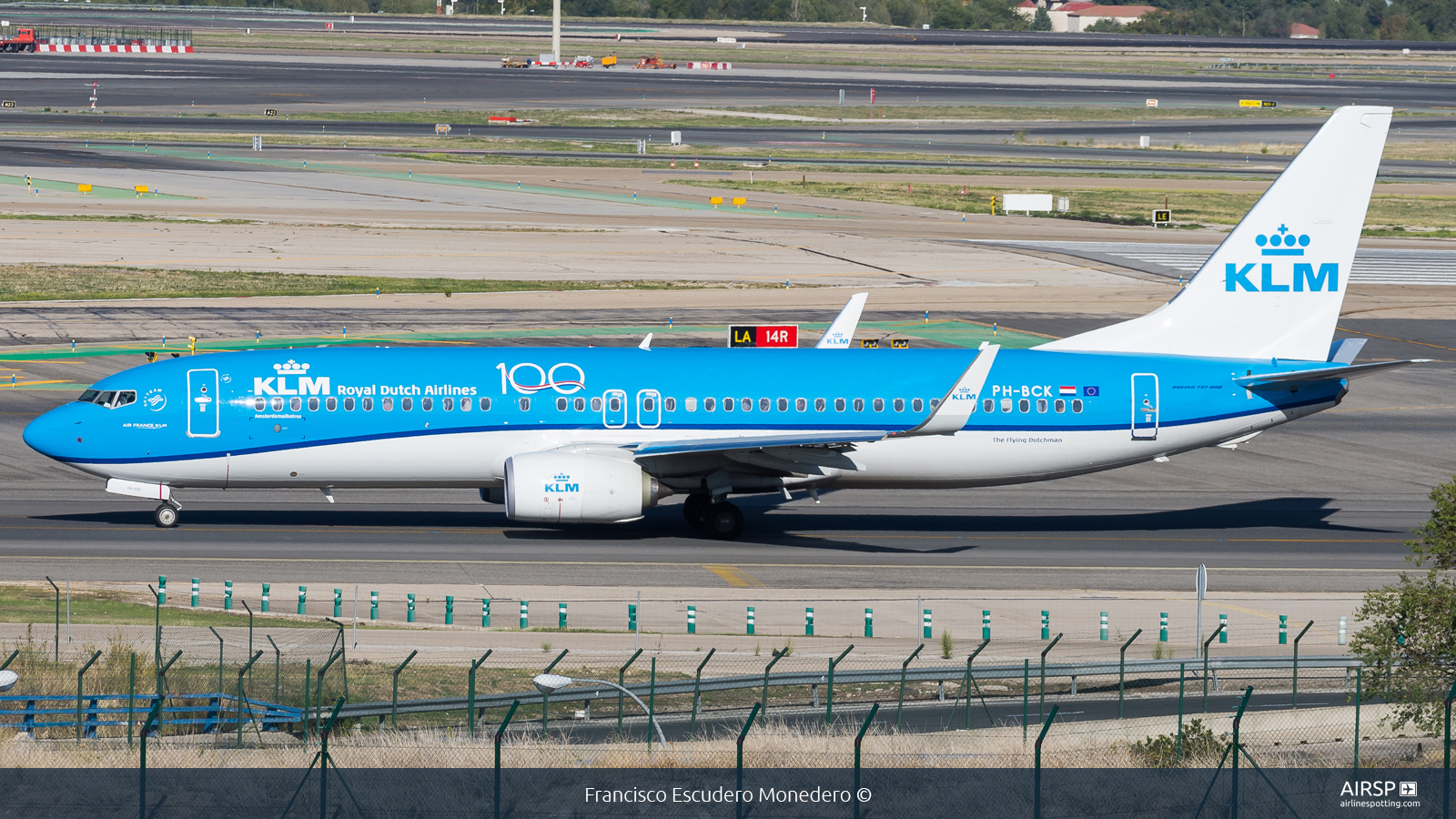 KLM  Boeing 737-800  PH-BCK