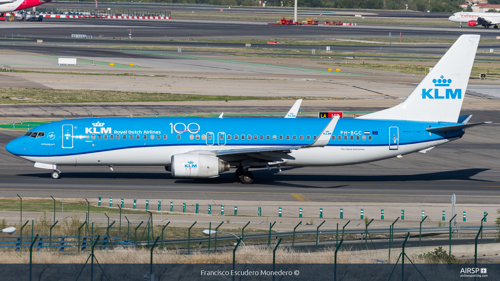 KLM  Boeing 737-800  PH-BGC