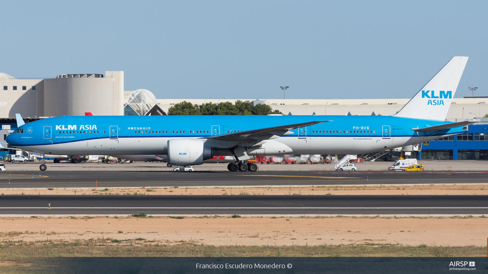 KLM Asia  Boeing 777-300  PH-BVB