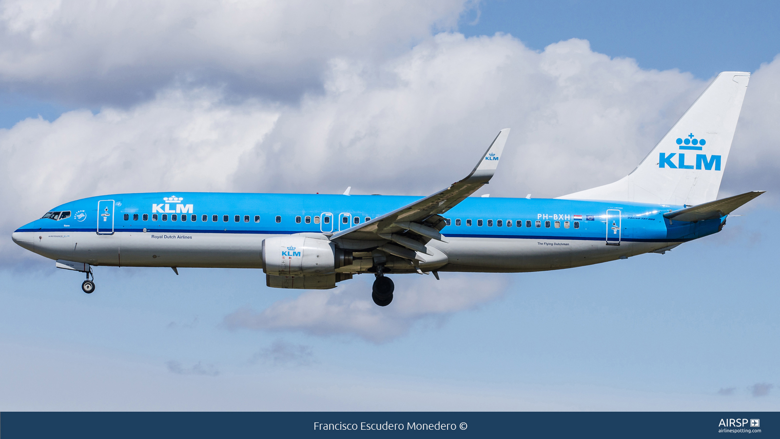 KLM  Boeing 737-800  PH-BXH