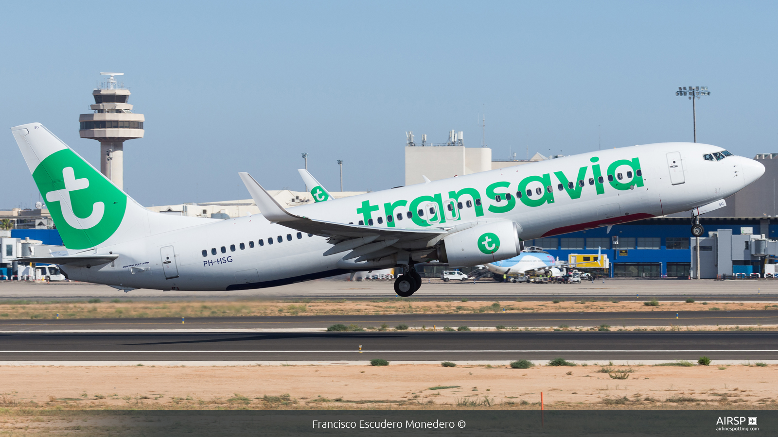 Transavia  Boeing 737-800  PH-HSG