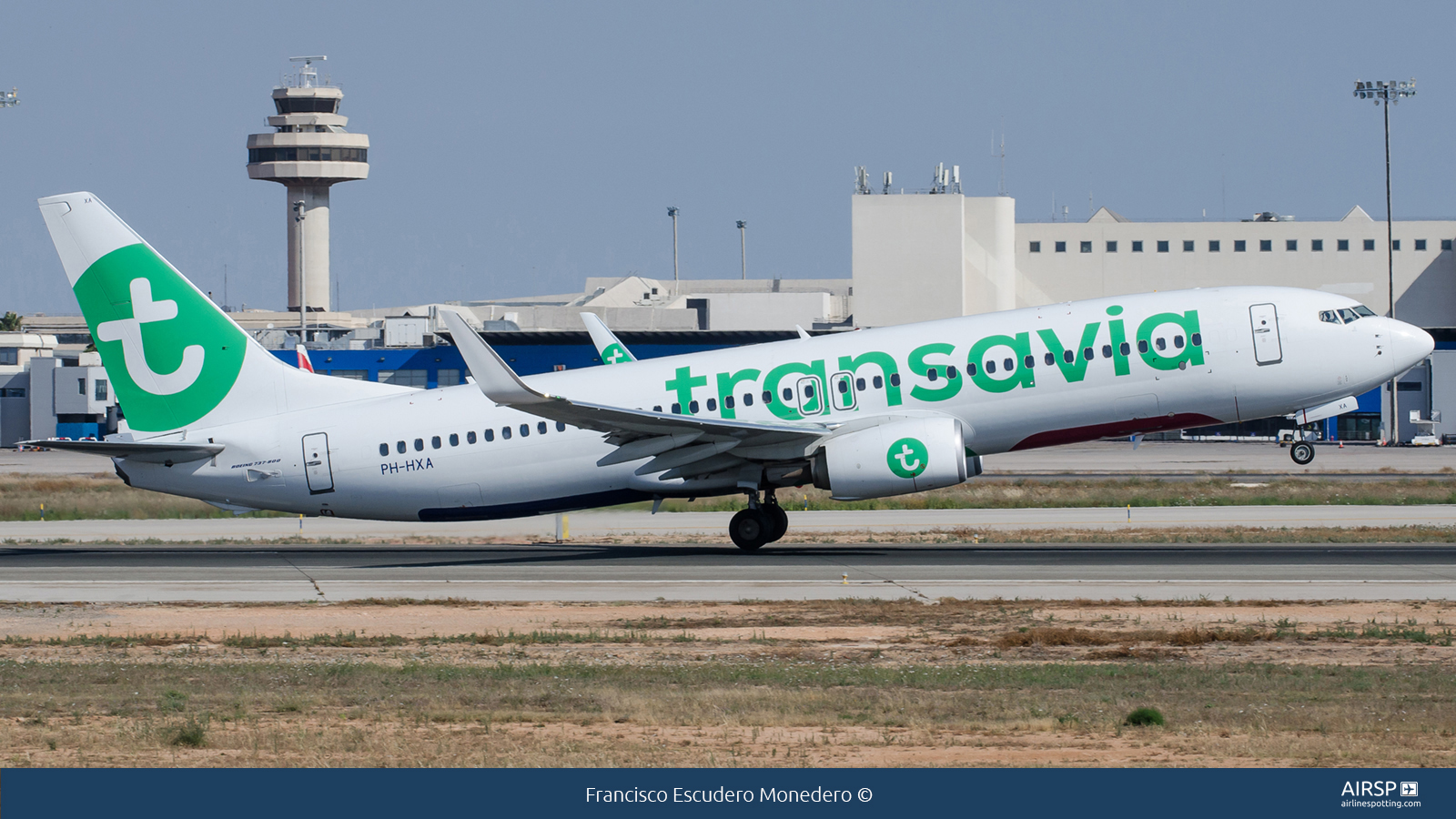 Transavia  Boeing 737-800  PH-HXA