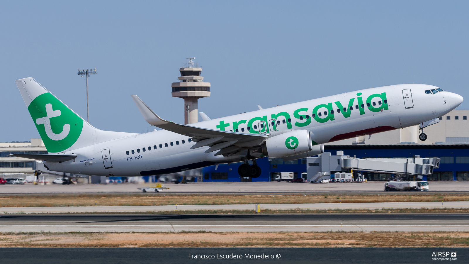 Transavia  Boeing 737-800  PH-HXF