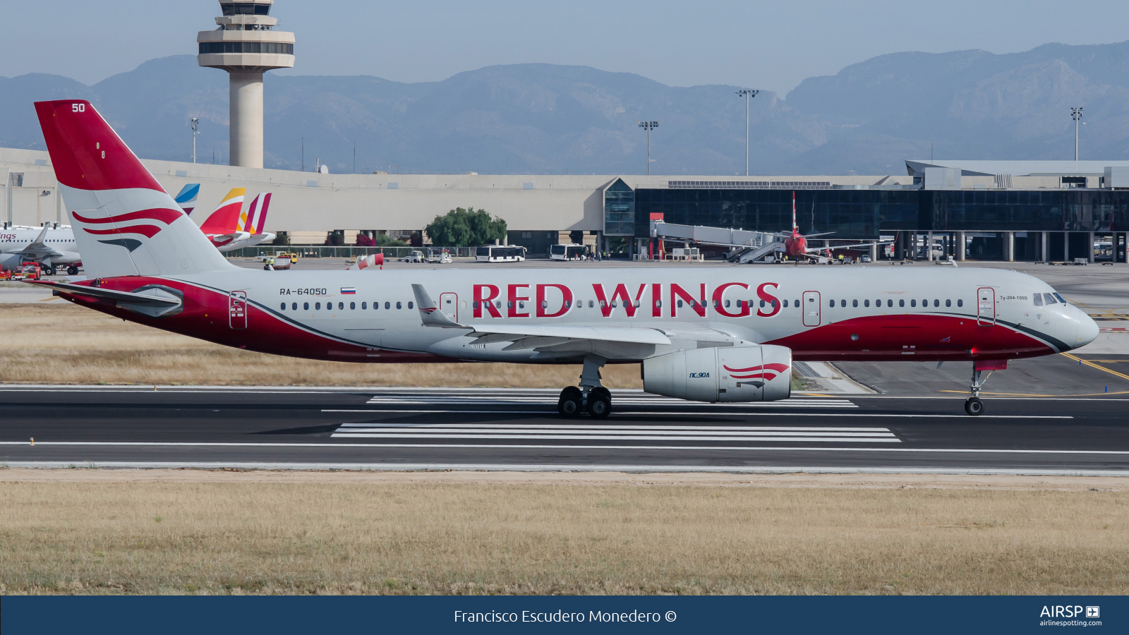 Red Wings  Tupolev Tu-204-100  RA-64050