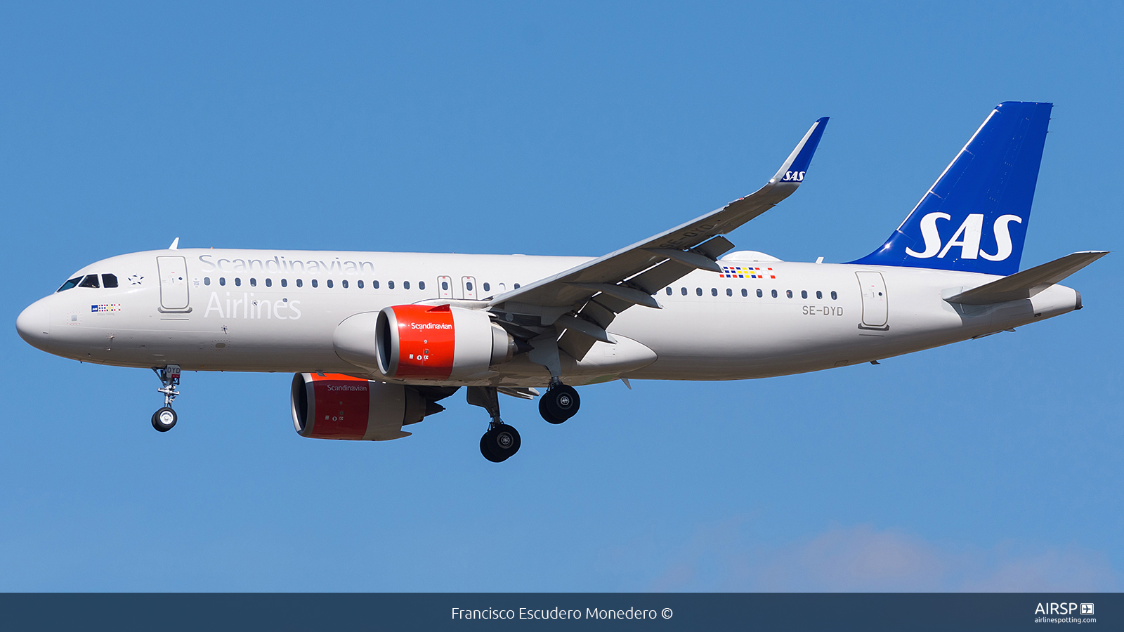 SAS Scandinavian Airlines  Airbus A320neo  SE-DYD