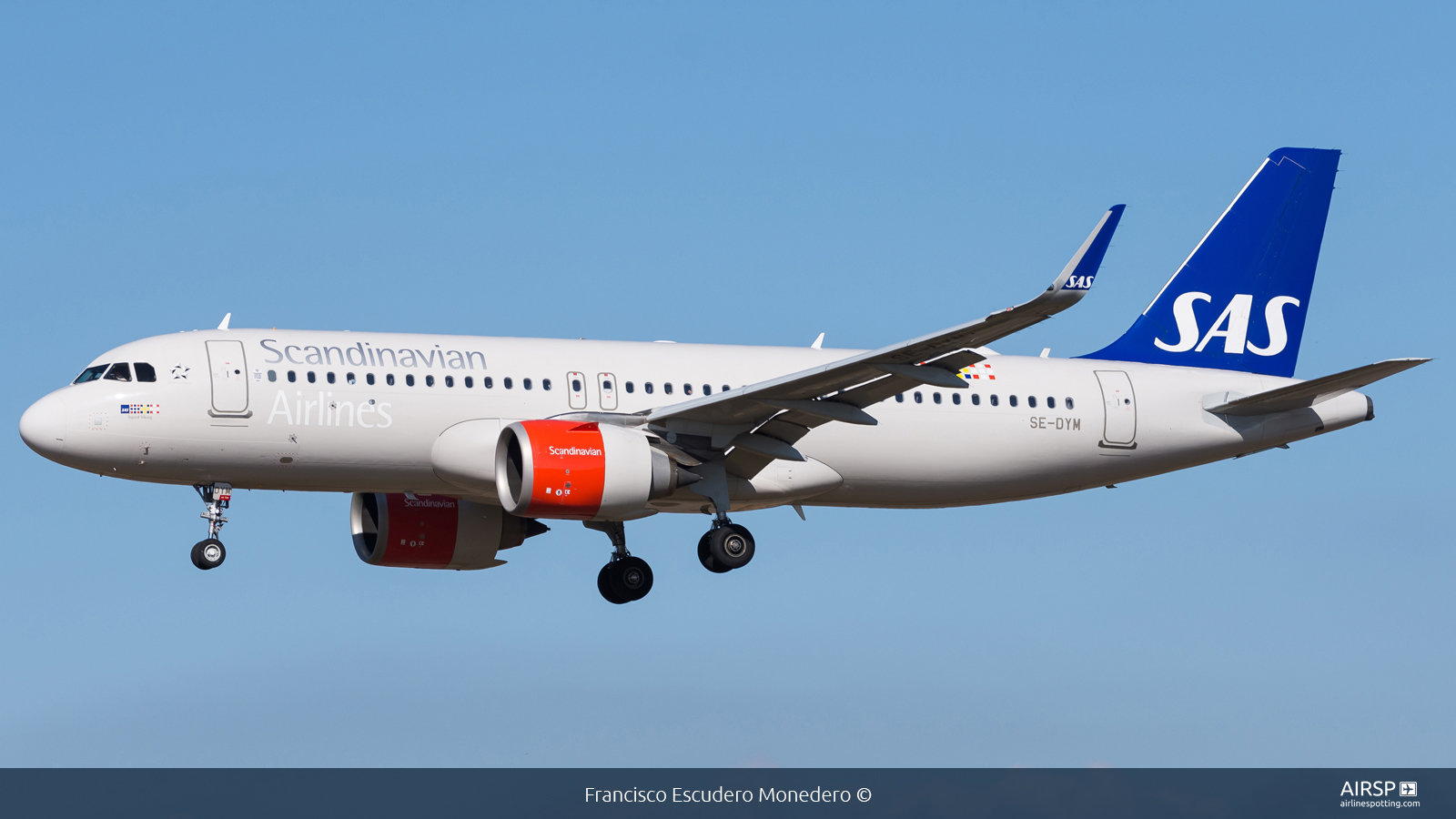 SAS Scandinavian Airlines  Airbus A320neo  SE-DYM