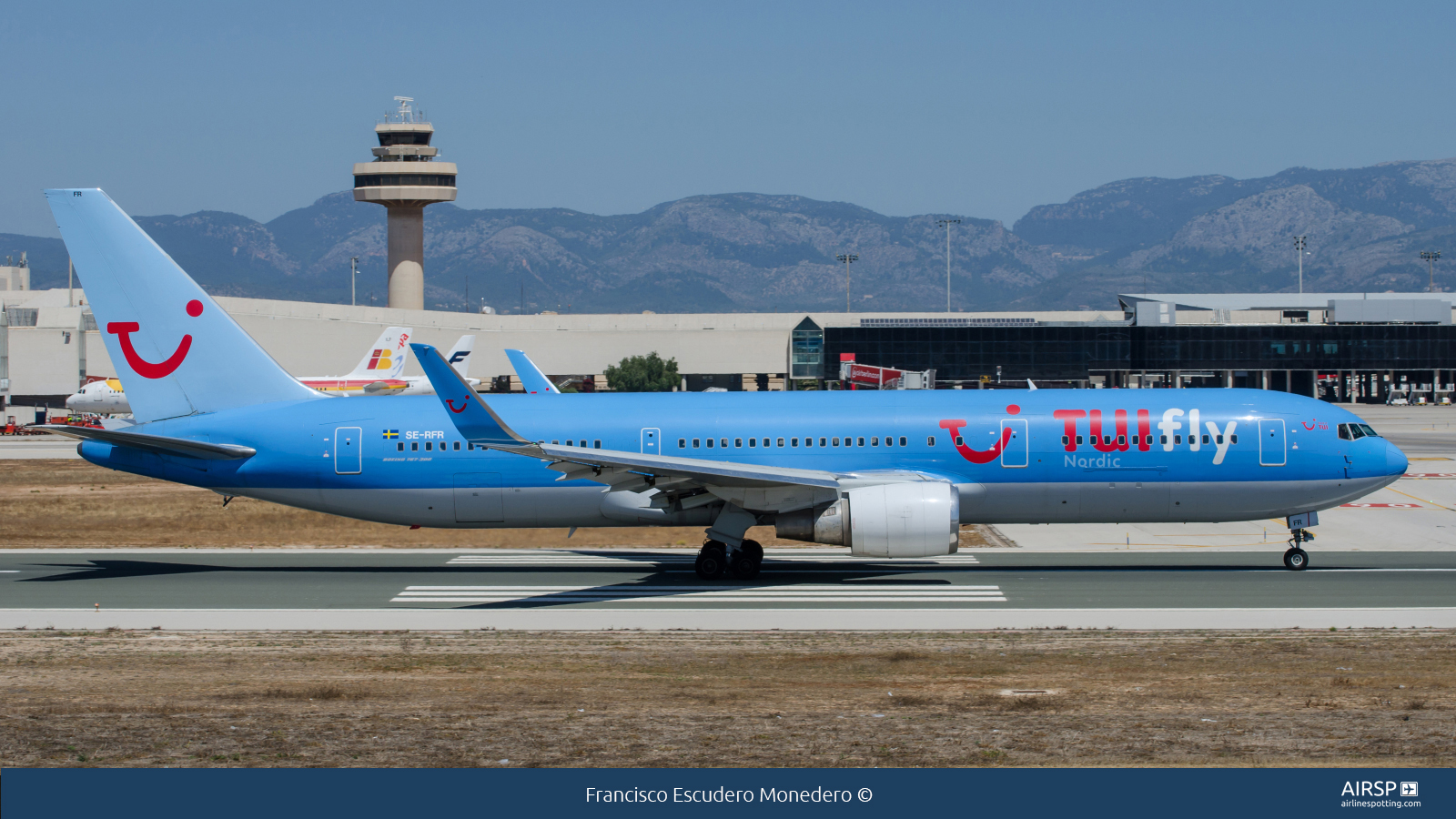 Tui Fly Nordic  Boeing 767-300  SE-RFR