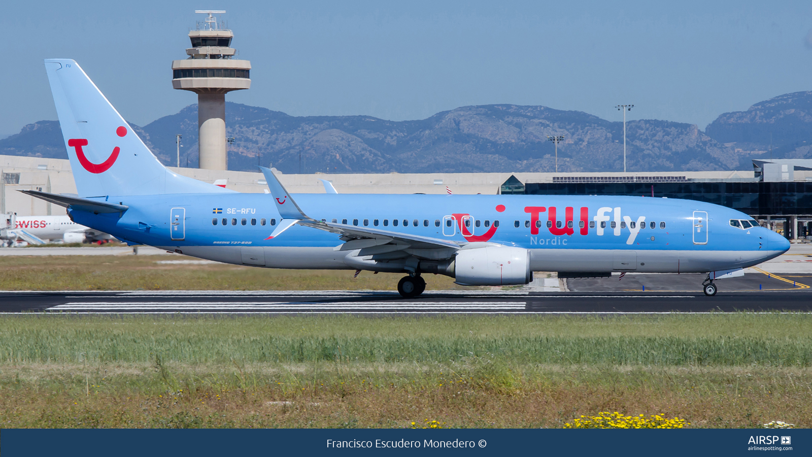 Tui Fly Nordic  Boeing 737-800  SE-RFU